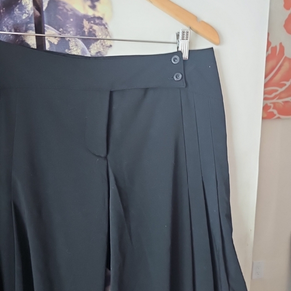 Sold‎ - Picture 4 of 8